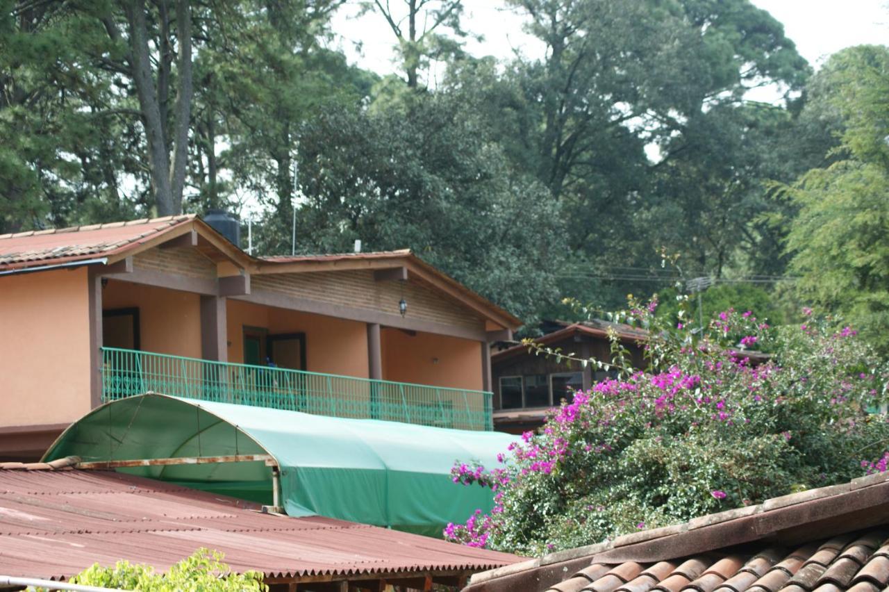 Posada Del Bosque Valle de Bravo Esterno foto
